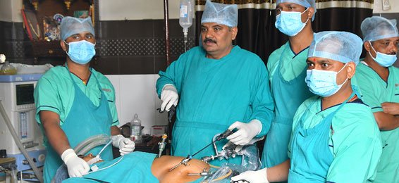 Laparoscopic Surgery by Dr Mahesh Kumar Thakur
